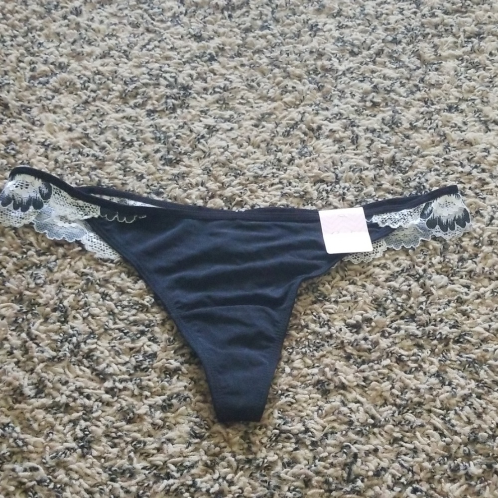 Candies thong panty